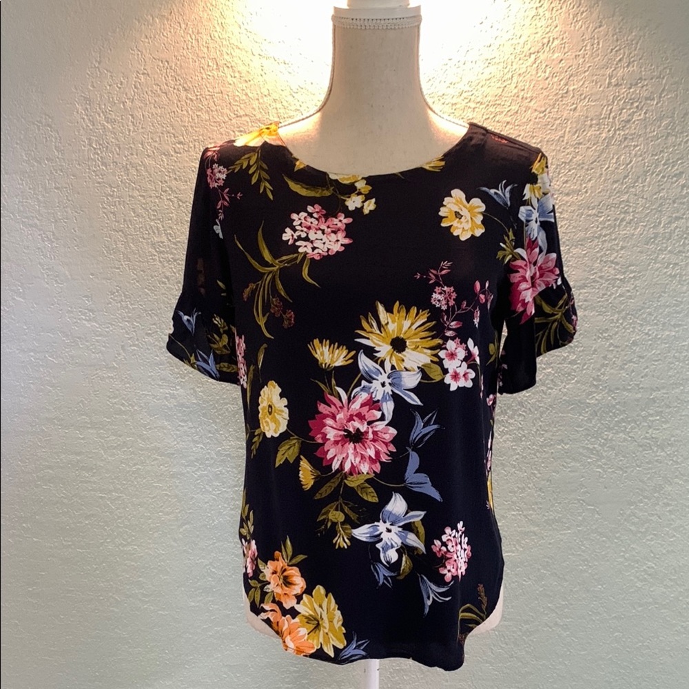 Loft Navy, Gold & Pink Floral Short Sleeve Ruffle Blouse